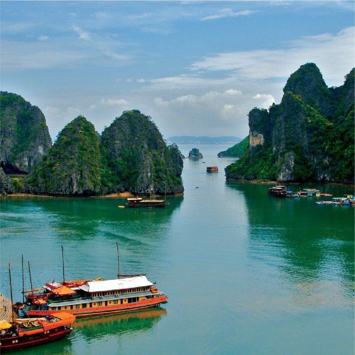 Ha Long Bay Tour (2 Days 1 Night Trip)