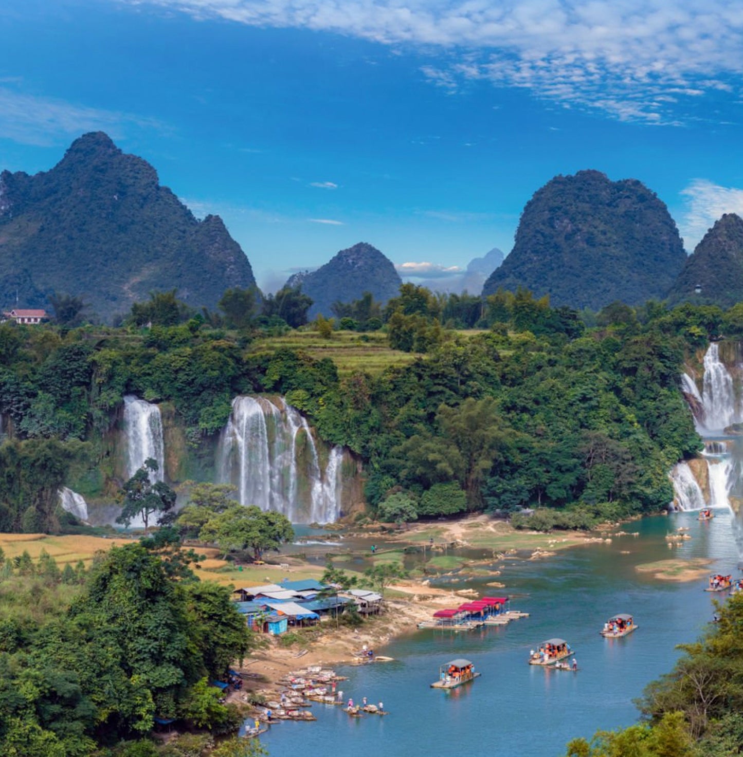 Ban Gioc Tour: 3-Day Ba Be – Ban Gioc Waterfall Group Tour (Fri/Tues)